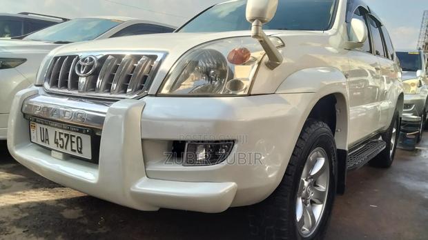 Toyota Land Cruiser Prado 2007 White
