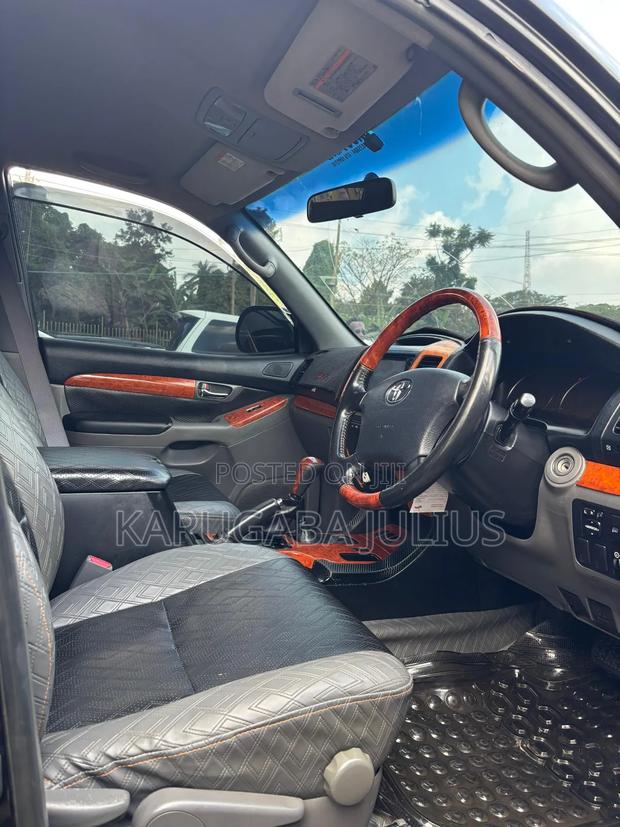 Toyota Land Cruiser Prado 2007 Black