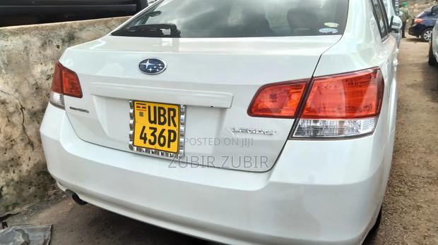 Subaru Legacy 2010 White