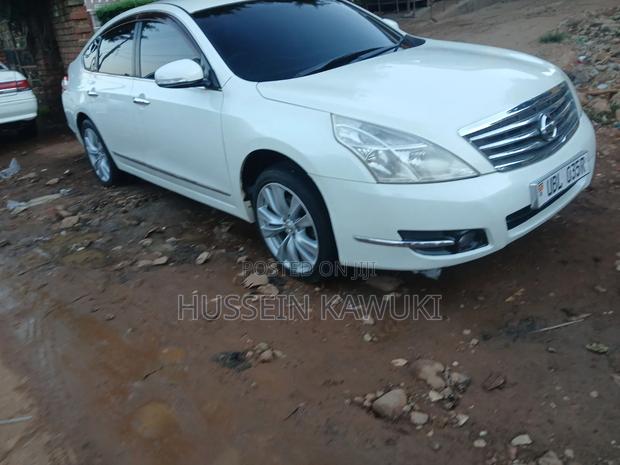 Nissan Teana 2010 White