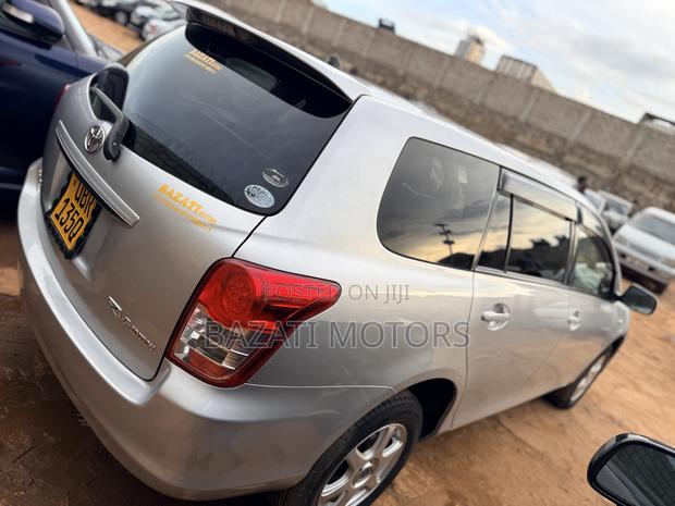 Toyota Corolla Fielder 2008 Silver