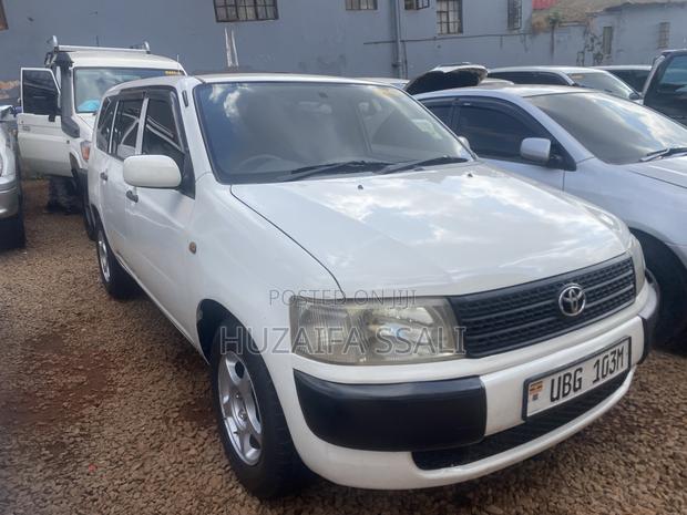 Toyota Probox 2007 White