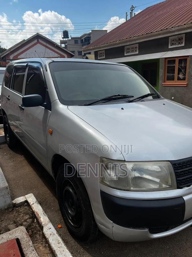 Toyota Probox 2005 Silver