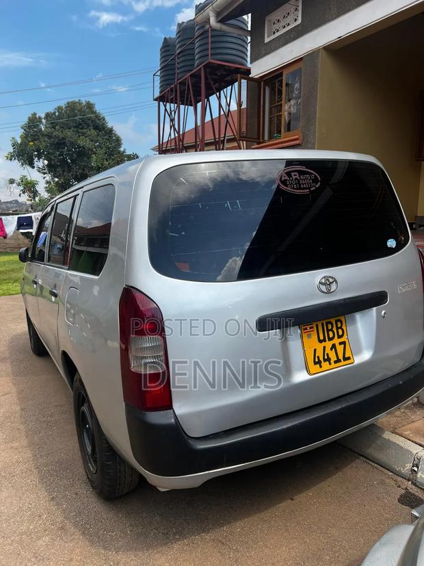 Toyota Probox 2005 Silver