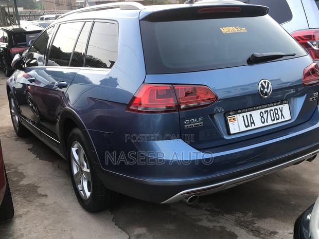 Volkswagen Golf GTI 2017 Blue