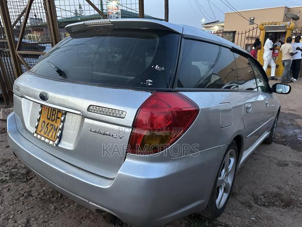 Subaru Legacy 2.0 AWD 2007 Silver