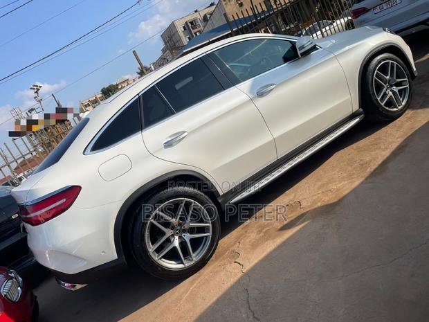 Mercedes-Benz GLE-Class GLE 350d 4MATIC 2017 White