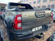 Toyota Hilux 2018 Brown for sale