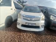 Toyota Noah 2.0 143hp AWD (7 Seater) 2013 White for sale