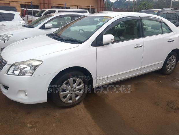 Toyota Premio 1.5 FWD 2011 White
