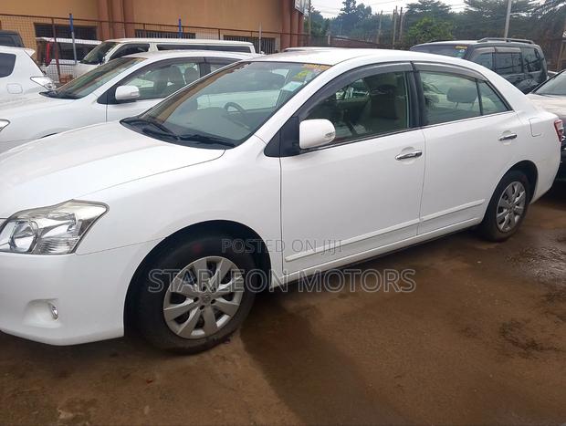 Toyota Premio 1.5 FWD 2011 White