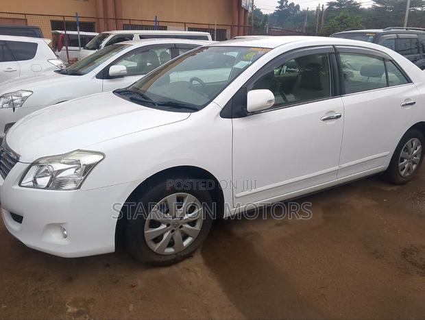 Toyota Premio 1.5 FWD 2011 White