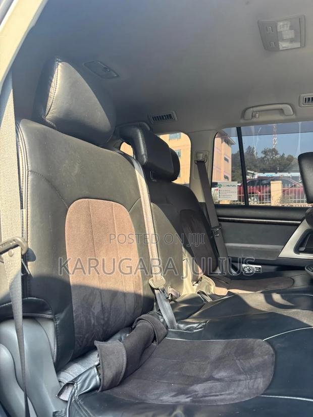 Toyota Land Cruiser 2015 Black