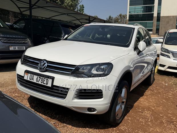 Volkswagen Touareg 2015 White