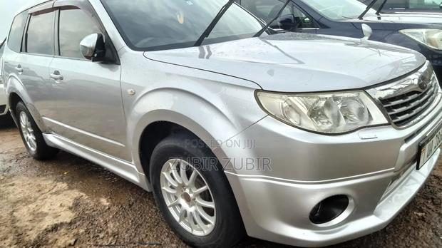Subaru Forester 2010 Silver