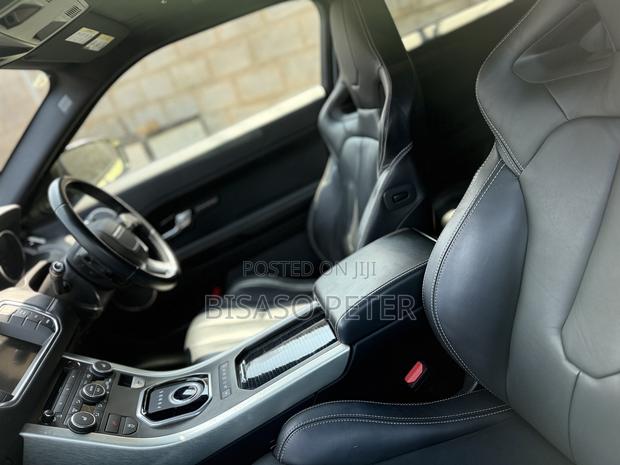 Land Rover Range Rover Evoque 2012 Green