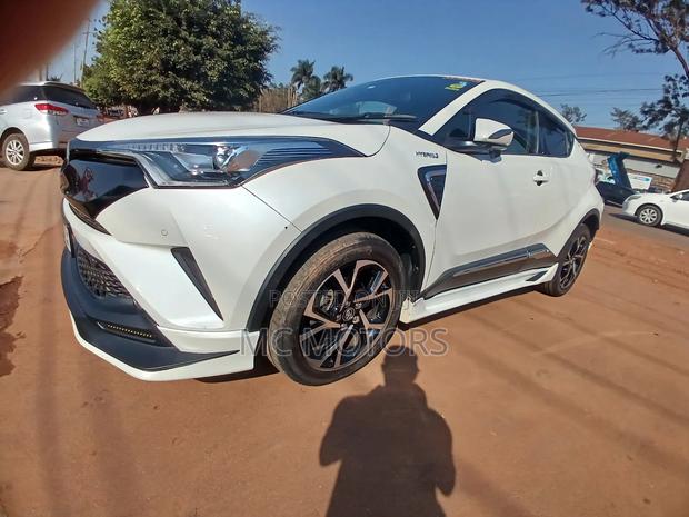 Toyota C-HR 2017 White