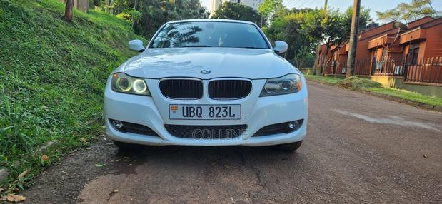 BMW 3 Series 2011 White