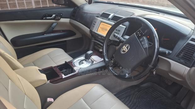 Toyota Mark X 2006 Silver