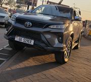 Toyota Fortuner 2.8 D AWD 2017 Gray for sale