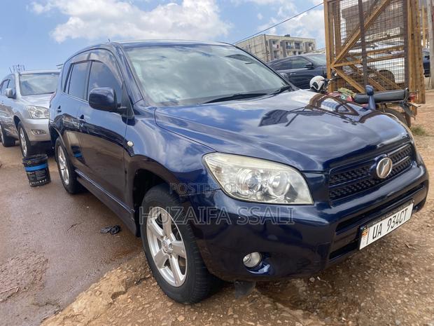 Toyota RAV4 2014 Blue