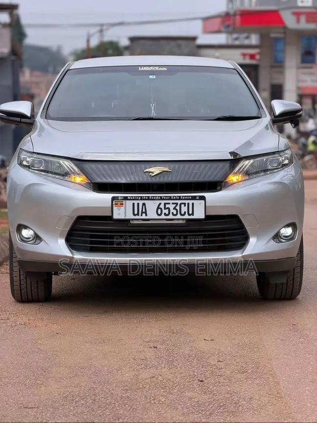 Toyota Harrier 2017 Silver
