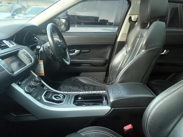 Land Rover Range Rover Evoque Autobiography 5dr 4x4 (2.0L 4cyl 9A) 2016