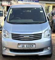 Toyota Noah 2.0 143hp FWD (7 Seater) 2012 Silver for sale