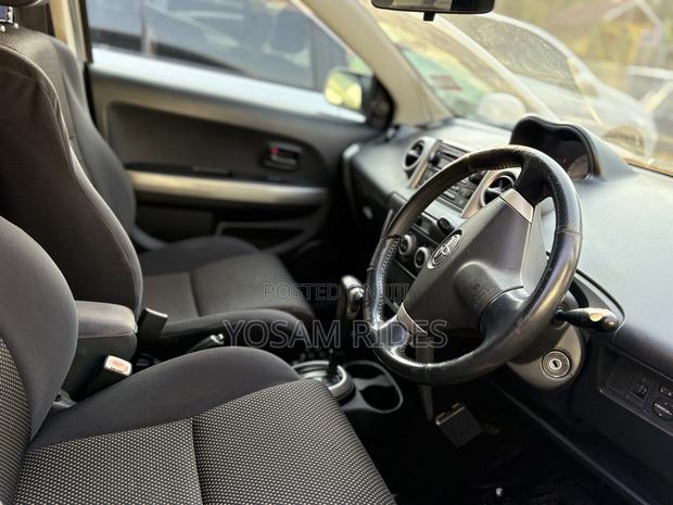 Toyota IST 2006 Silver