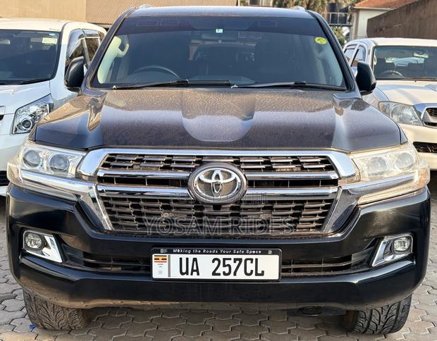 Toyota Land Cruiser 4.6 V8 ZX 2013 Black