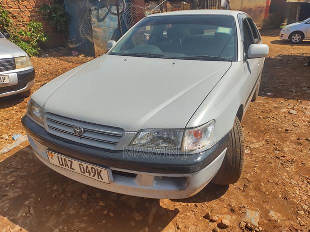 Toyota Corona Premio 1.6 FWD 1997 Silver