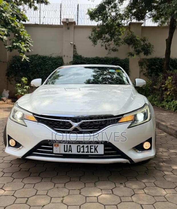 Toyota Mark X 2.5 RWD 2013 White