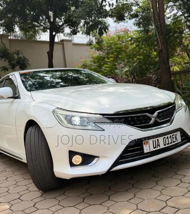 Toyota Mark X 2.5 RWD 2013 White