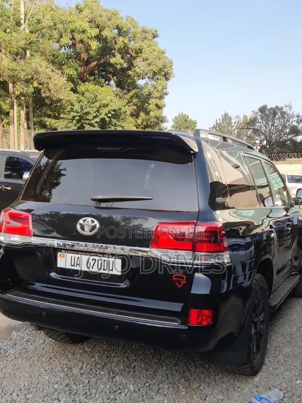 Toyota Land Cruiser 4.0 V6 GX 2011 Black