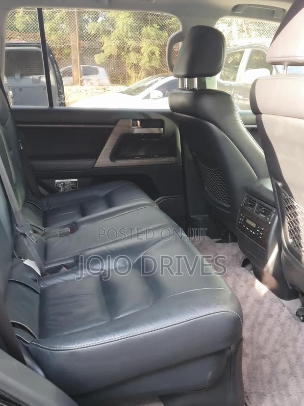 Toyota Land Cruiser 4.0 V6 GX 2011 Black