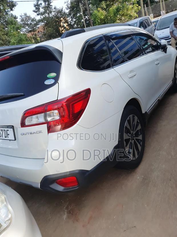 Subaru Outback 2.5i AWD 2017 White