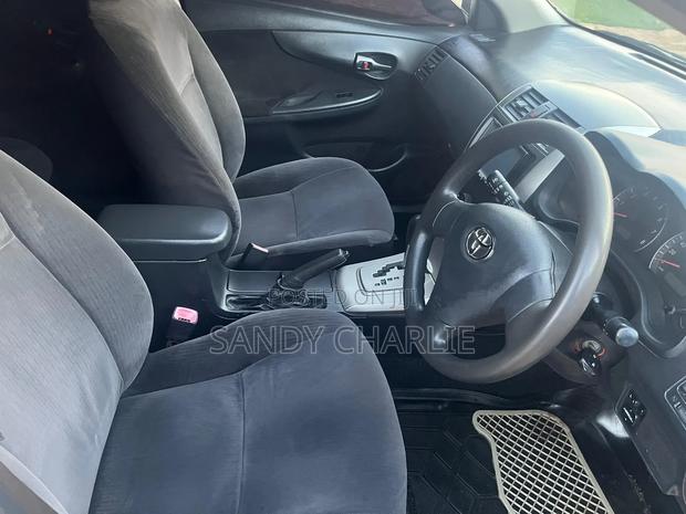 Toyota Corolla Fielder 2008 Silver