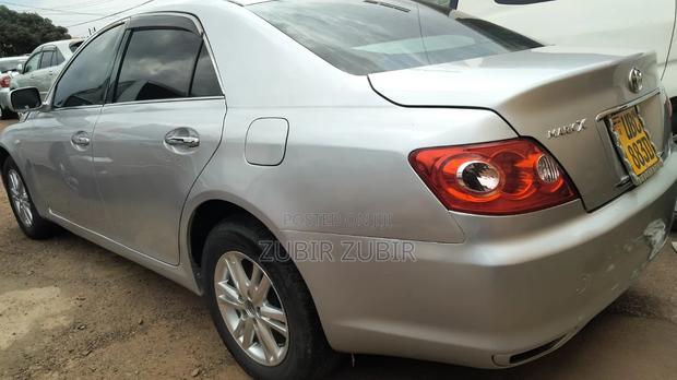Toyota Mark X 2006 Silver