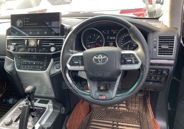 Toyota Land Cruiser 4.5 V8 DLX 2014 Black