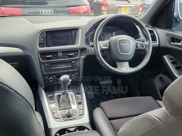 Audi Q5 2012 Silver
