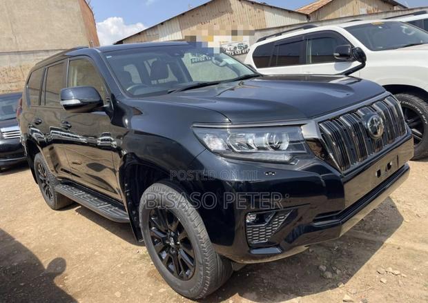 Toyota Land Cruiser Prado 2.7 2021 Black