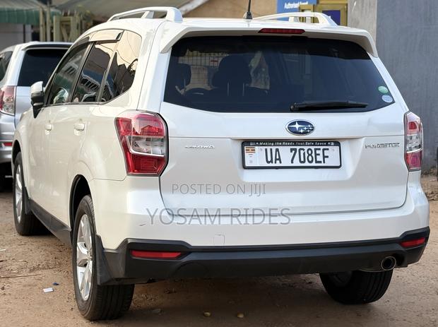 Subaru Forester 2.0XT Premium 4dr SUV AWD (2.0L 4cyl Turbo CVT) 2015