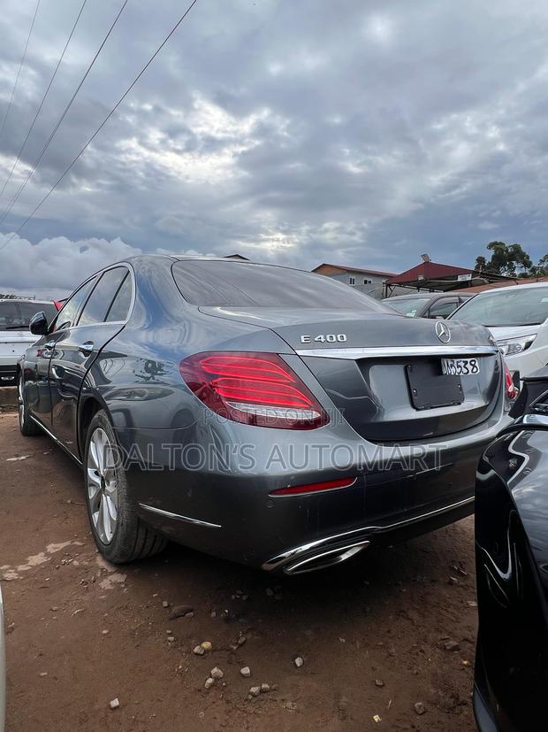 Mercedes-Benz E400 2017 Gray