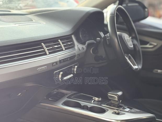 Audi Q7 2.0T Premium AWD quattro 2018 Black