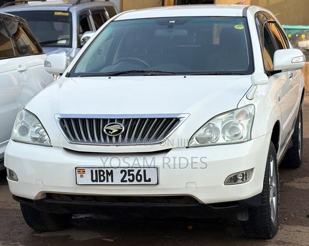 Toyota Harrier 2.4 2008 White