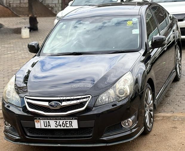 Subaru Legacy 2.5i Premium 2011 Black