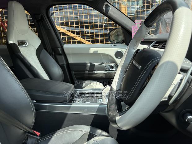 Land Rover Range Rover Sport 2021 White