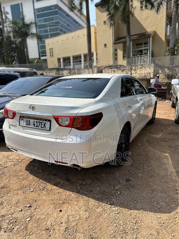 Toyota Mark X 2010 White