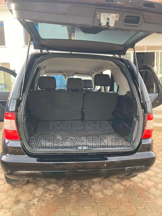 Mercedes-Benz C320 2001 Black