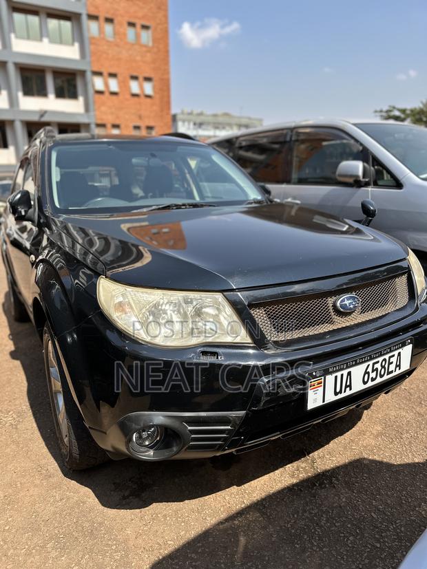 Subaru Forester 2010 Black